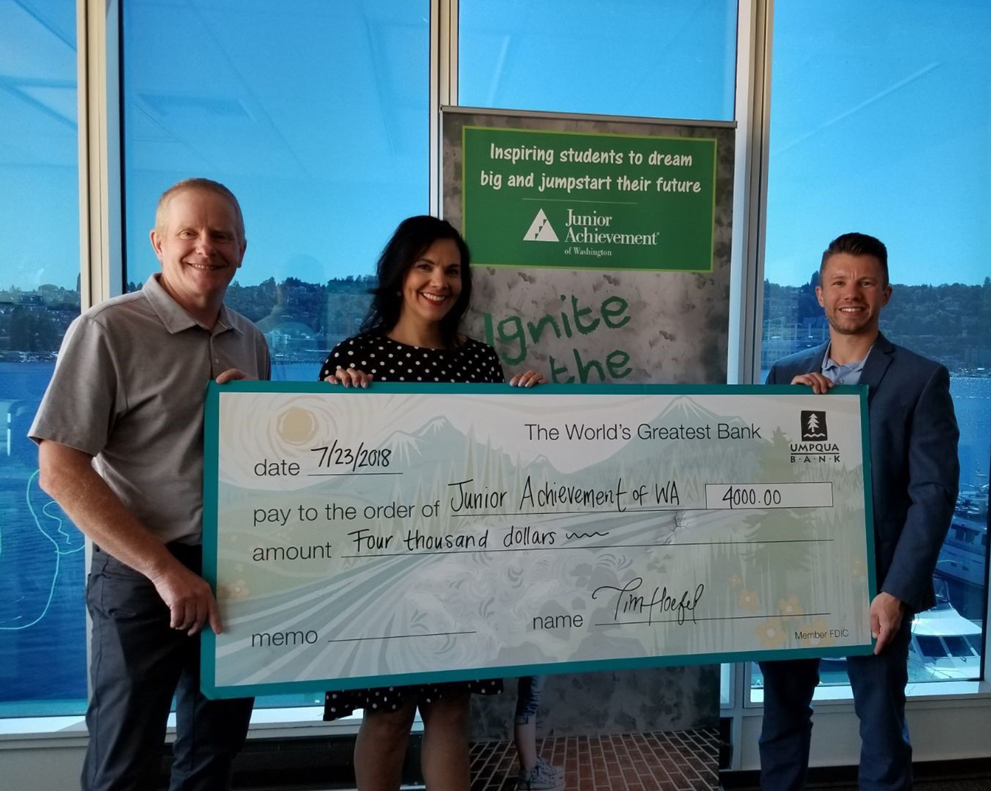 Check Presentation Tim as a Junior Achievement